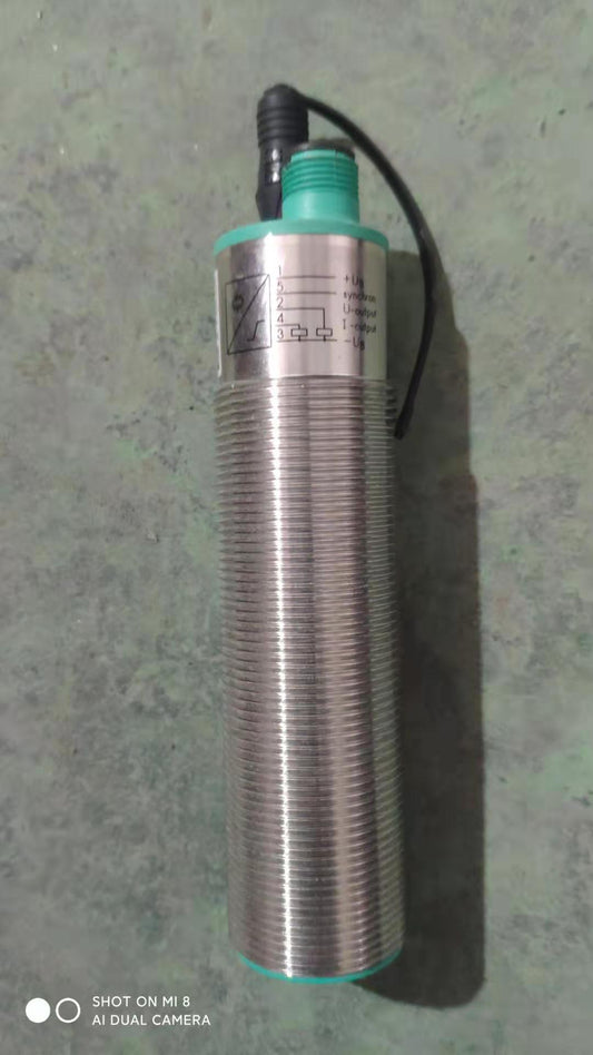 UT Detector UB2000-30GM-V15